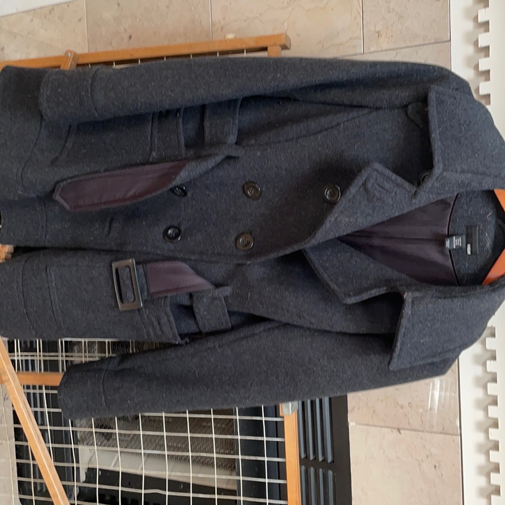H&M wool coat, size 14. In great condition.